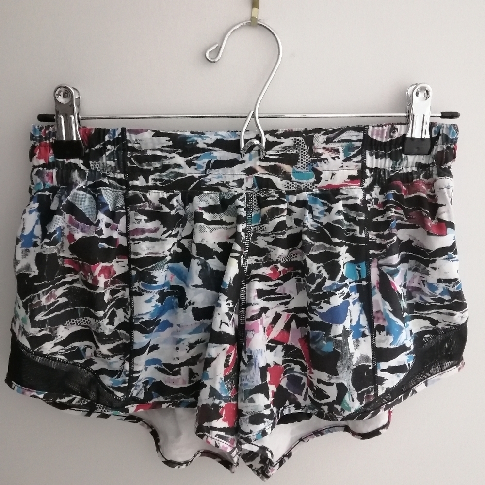 Lululemon Hotty Hot Shorts Multicolour 2" Running Culture Clash Multi Size 6